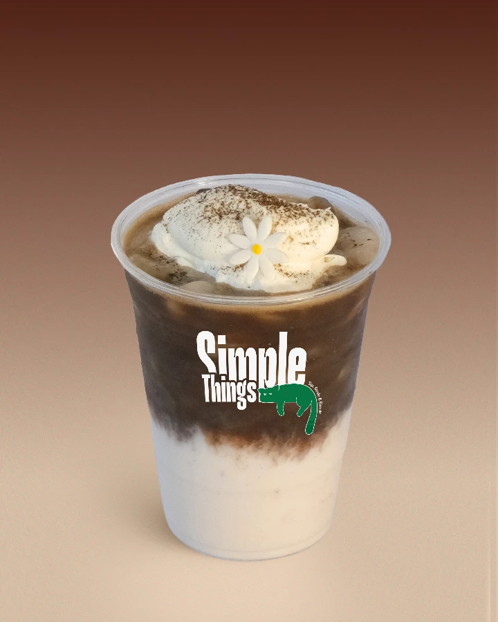 Einspanner Hojicha Latte with Whipped Cream - Simple Things Matcha